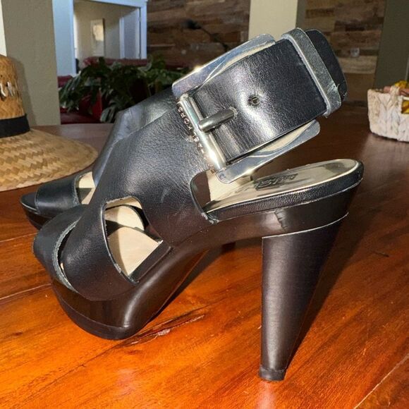 NEW Michael Kors Platform Wedges sz 5 - Picture 2 of 9